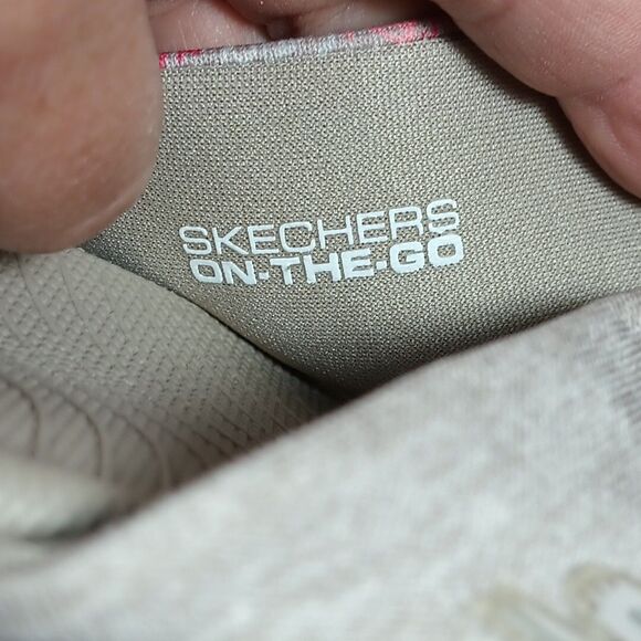 Skechers Sz 10 Sandals Slides Taupe Pink Shoes Open Toe On The Go Walk - Picture 5 of 6